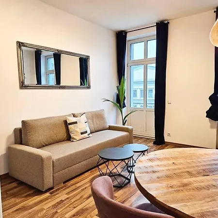 Zentrales 2 Raum Appartamento